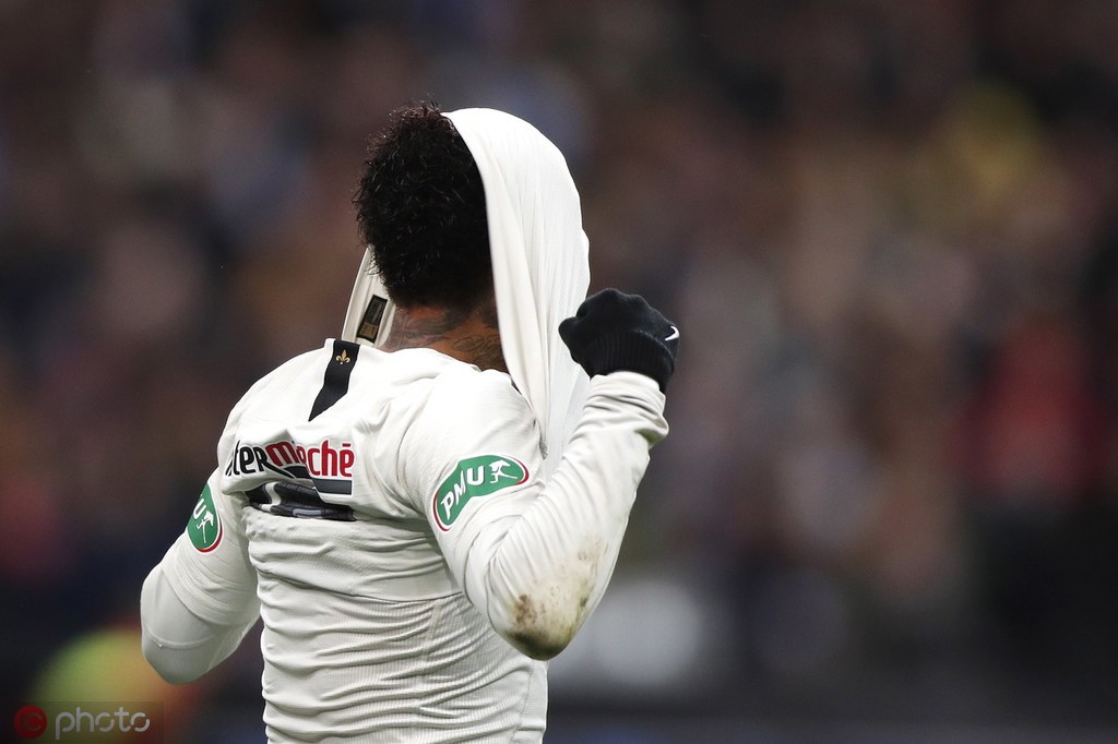 关于刚刚！华盛顿奇才围绕法国杯遗憾出局纽卡斯尔调整名单备战中超，风云突变波尔图集结日造点机会的信息