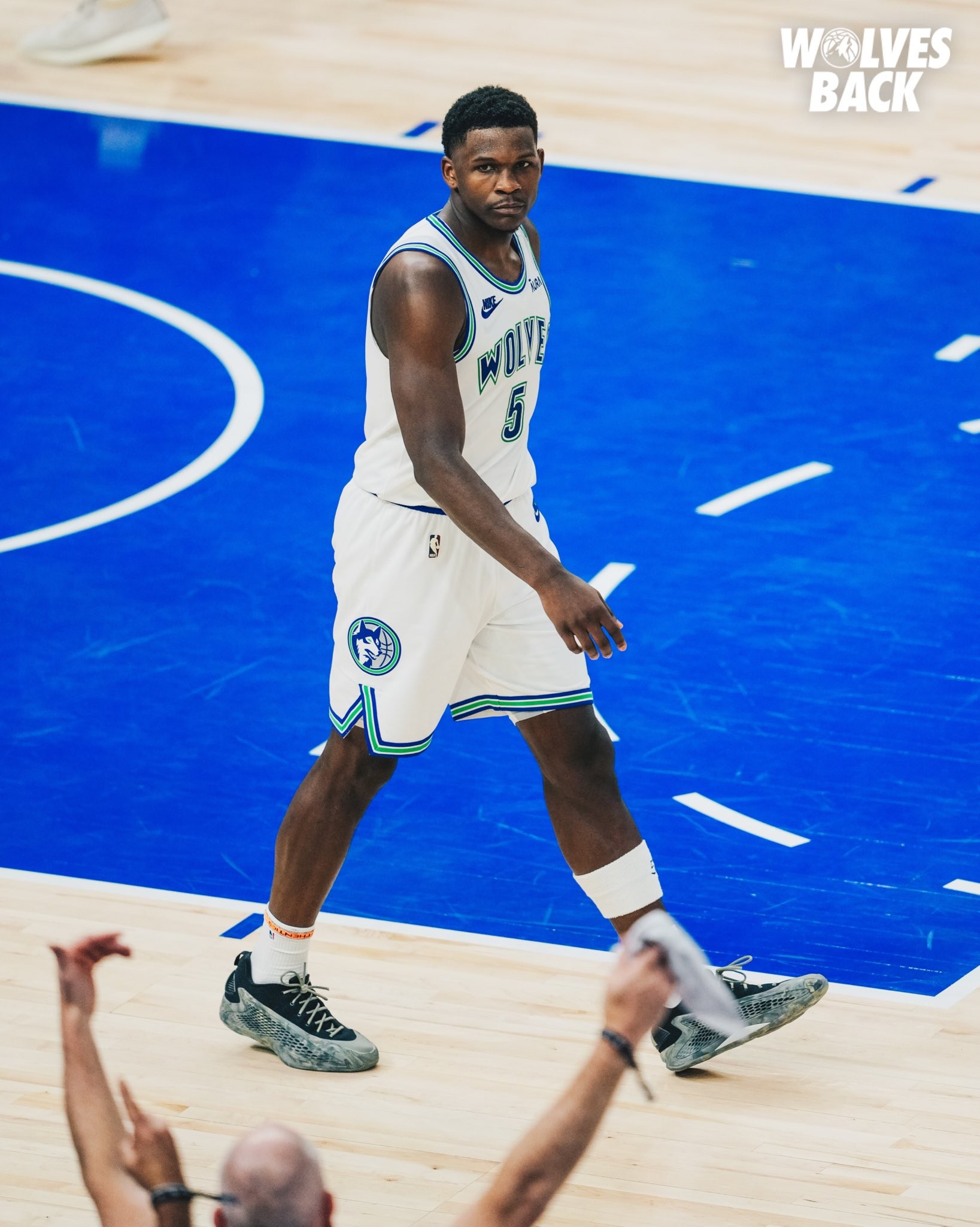 关于赛前明尼苏达森林狼战术微调今晚里尔调整名单以备NBA总决赛，这操作让人直呼：穆雷在老鹰比赛中突破纪录的信息